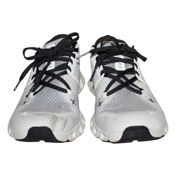 On Cloud X 3 Training Shoe Size 8 White/ Black - Picture 2 of 9
